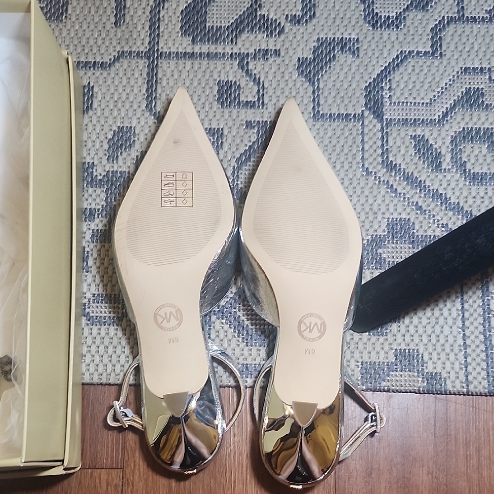 MICHAEL Michael Kors Silver Flats - Picture 2 of 4